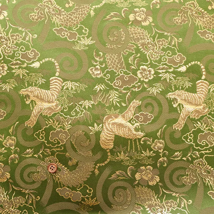 金襴 龍寅