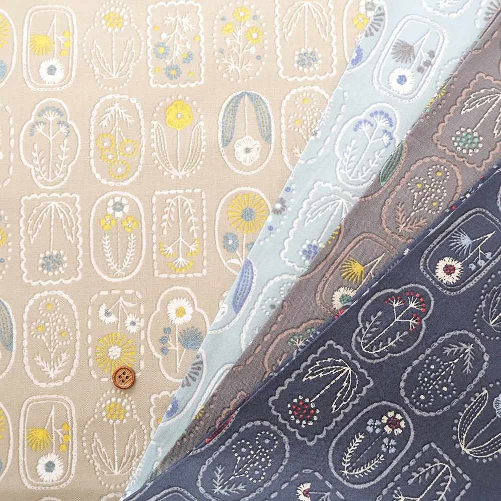 コットンシーチングプリント生地 刺繍風フラワー