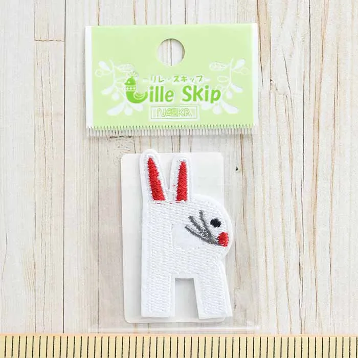 アイロン接着ワッペン 動物アルファベット Rabbit(うさぎ)