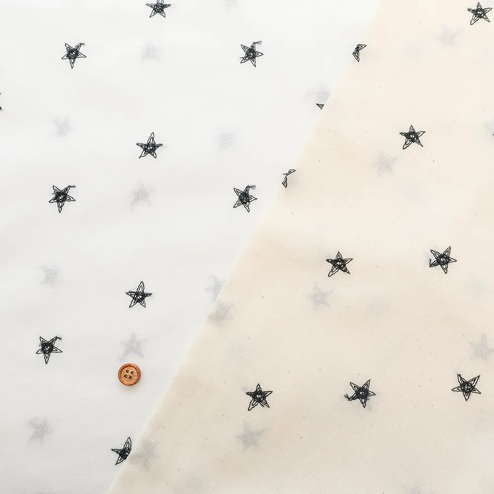 コットンキャンブリック刺繍生地 星